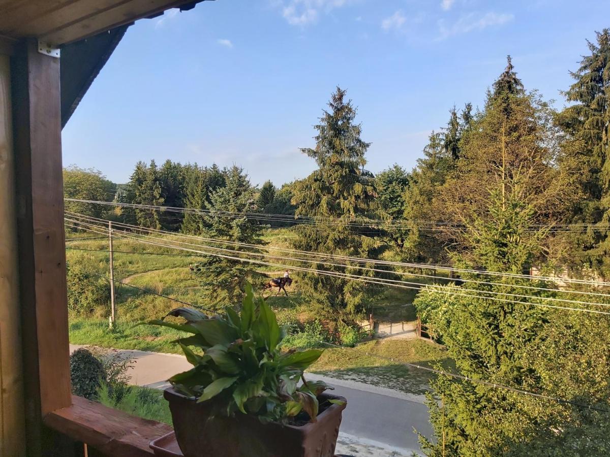 Fenyofa Vendeghaz Hotell Szilvásvárad Exteriör bild