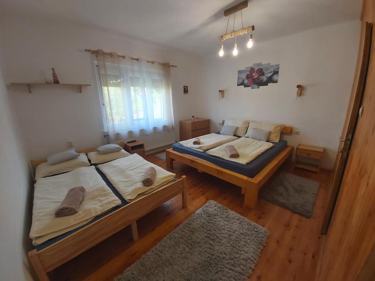 Fenyofa Vendeghaz Hotell Szilvásvárad Exteriör bild