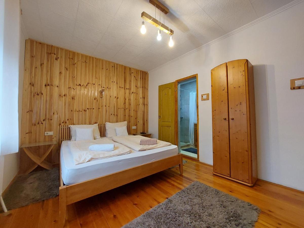 Fenyofa Vendeghaz Hotell Szilvásvárad Exteriör bild